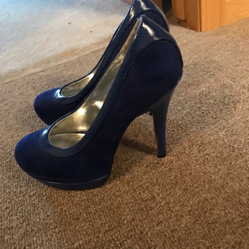 Dark blue XOXO stiletto high heel